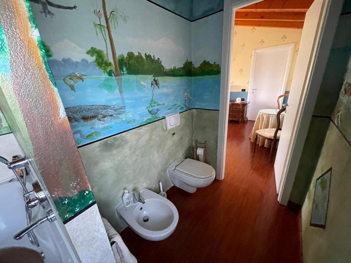 Lussuosa Villa Vicino Alla Stazione Caronno Pertusella ภายนอก รูปภาพ